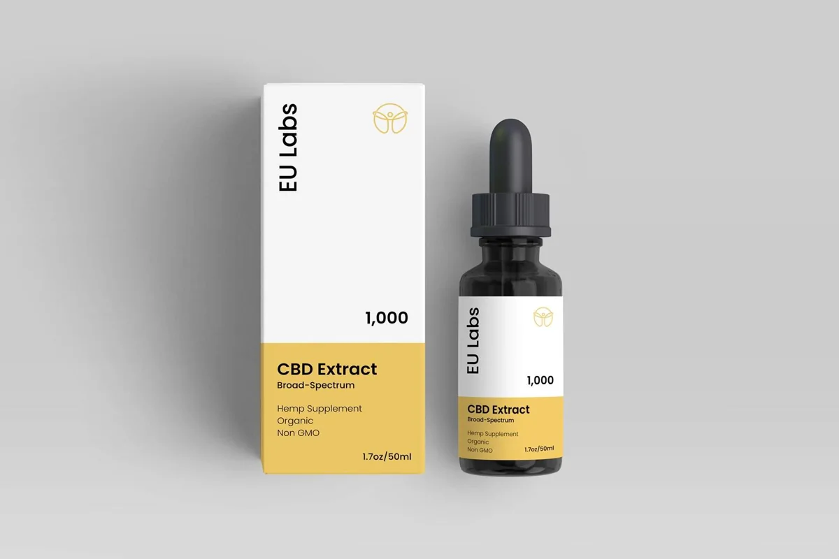 1000mg broad-spectrum CBD oil bottle, THC removed — CBD Oil Sunshine Coast